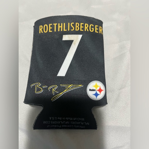 Pittsburgh Steelers Black and Gold NFL Graphic Can Koozie - Picture 2 of 4